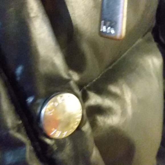 Jacket - Picture 5 of 7